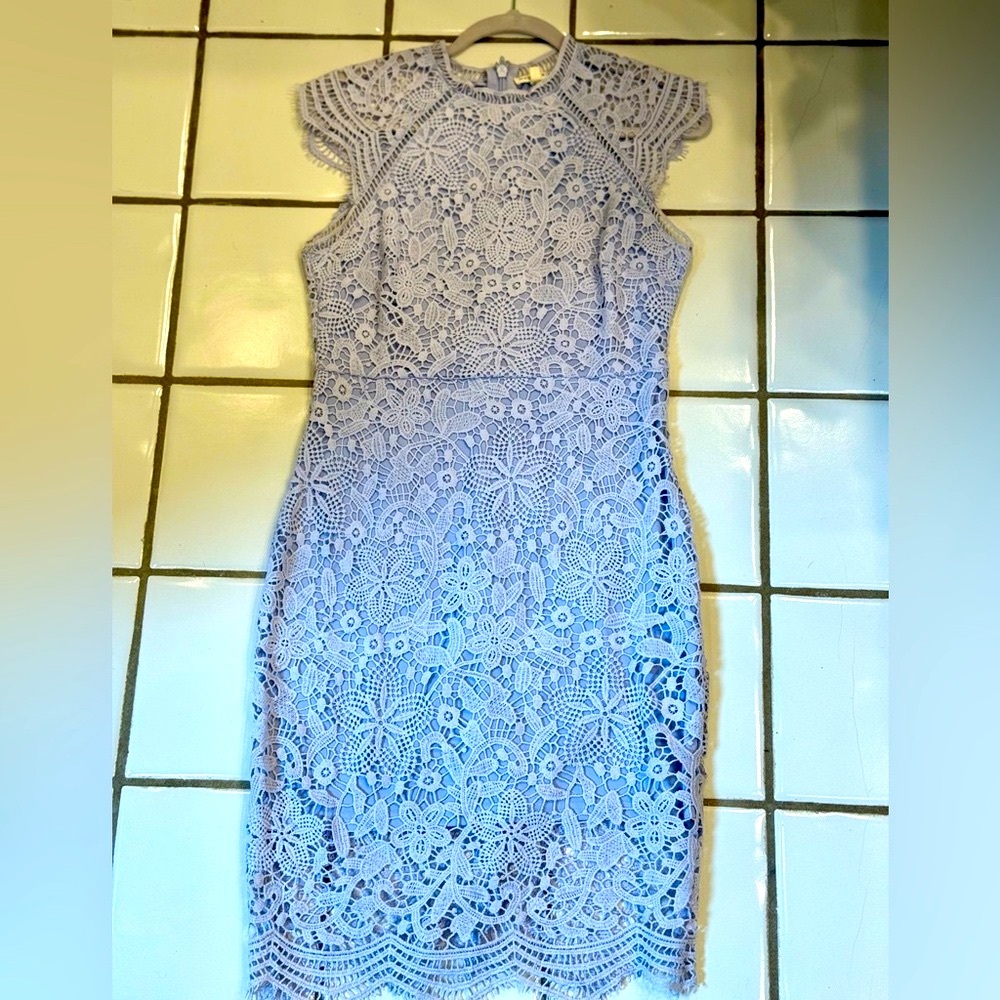 Main Strip Lavender Lace Midi Dress